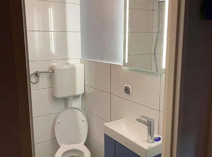 Dom Nad Jeziorem,opcja Balii,duzy Ogrodzony Ogrod, Idealne Mieksce Na Grzyby,wedrowki,kaszuby Nowe Czaple 度假居